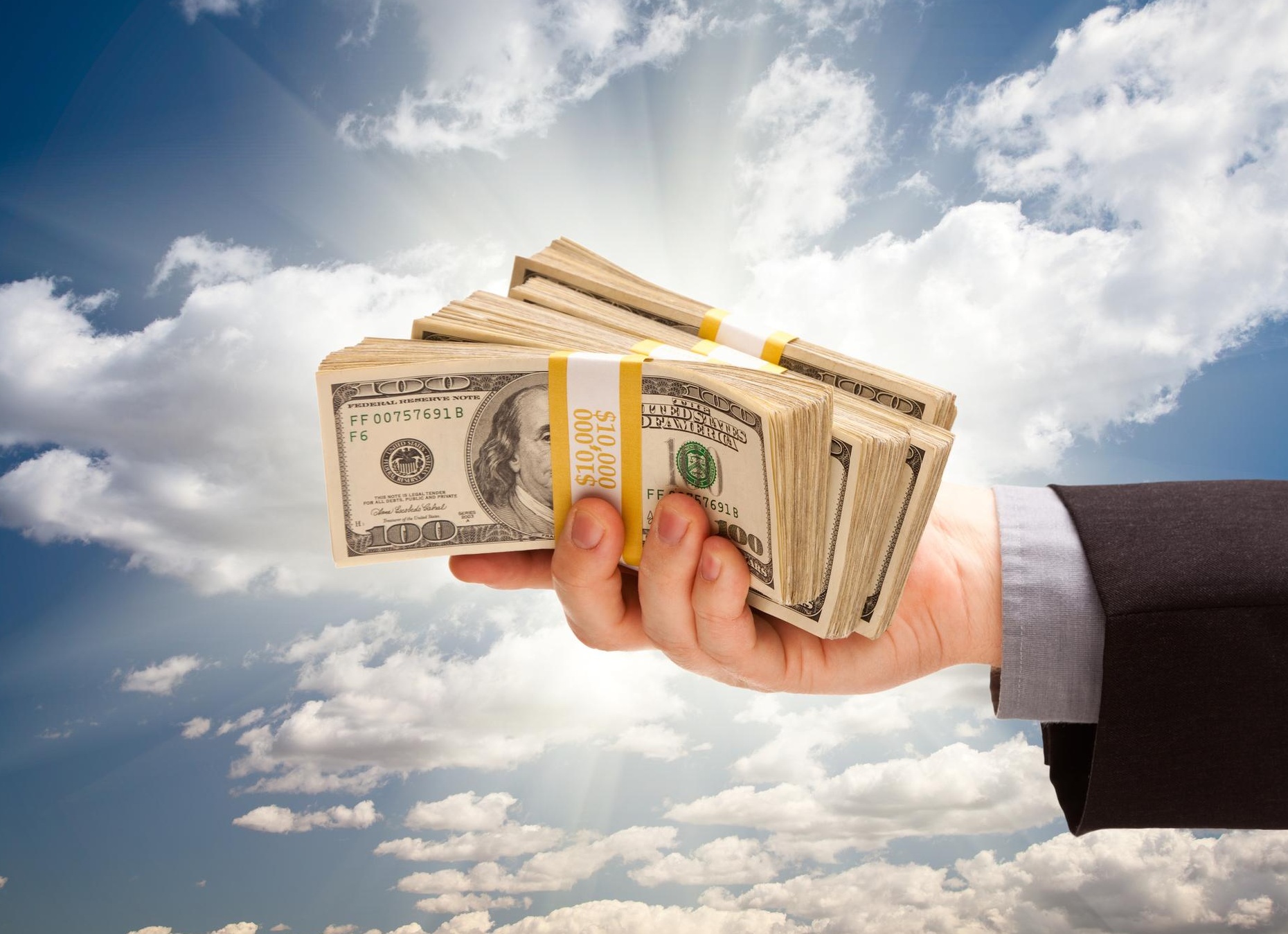 Как правильно занимать деньги, чтобы не утонуть в долгах